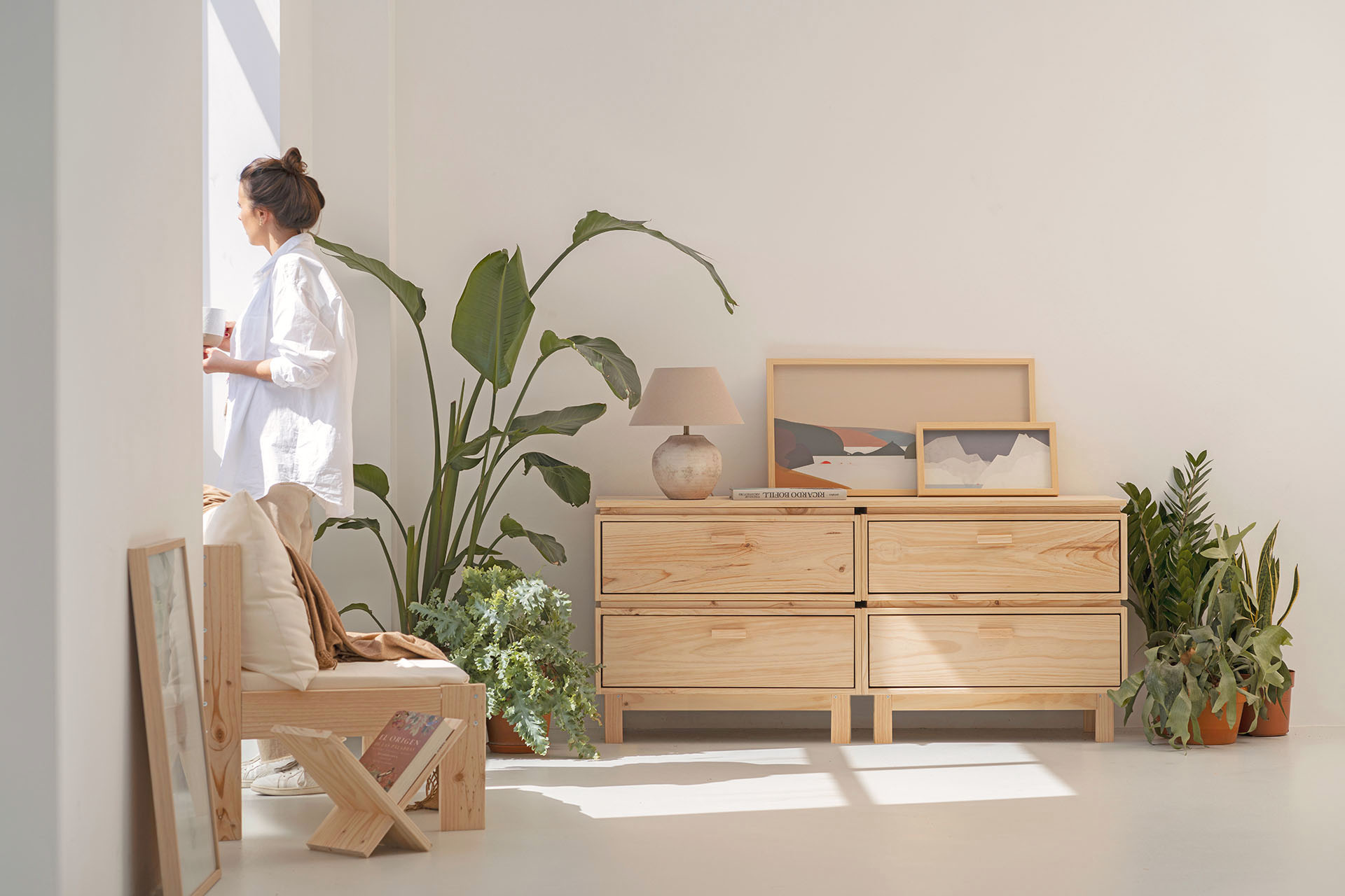 Imagen de ambiente 4 para:Cómoda de madera para dormitorio 